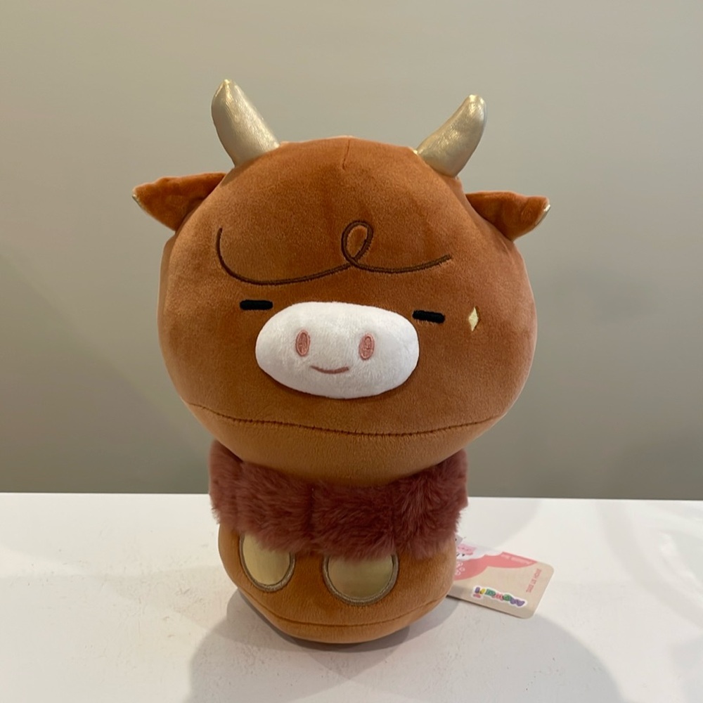 ⚡️NWT 8” Mewaii Highland Cow Squishy Plush